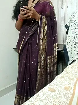 Snapshot of AnushaTelugu chatting on 04-21-26, 07:06 AnushaTelugu online show from 04-21-26, 07:06