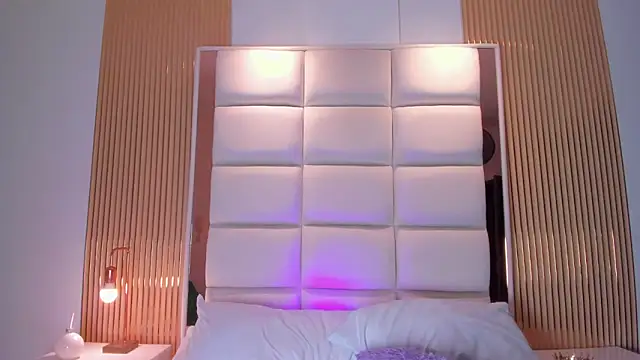 Snapshot of Megaan_Rousee chatting on 04-01-26, 01:41 Megaan Rousee online show from 04-01-26, 01:41