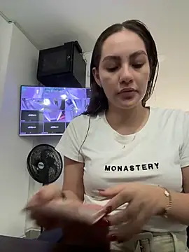 Snapshot of Megaan_Rousee chatting on 04-10-26, 11:15 Megaan Rousee online show from 04-10-26, 11:15