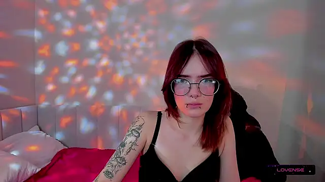 Marika Degas online show from 03-12-26, 12:33