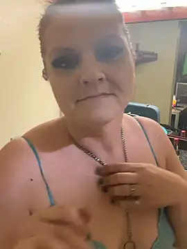 Snapshot of LoveMohr24 chatting on 03-01-26, 06:26 LoveMohr24 online show from 03-01-26, 06:26