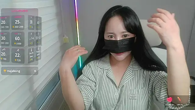 myboy6989 online show from 04-24-26, 02:03