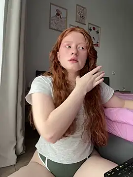 gingerlatte online show from 04-24-26, 09:56