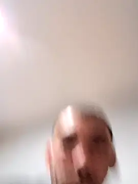 Snapshot of Hungrkdaddy chatting on 02-27-26, 05:35 Hungrkdaddy online show from 02-27-26, 05:35