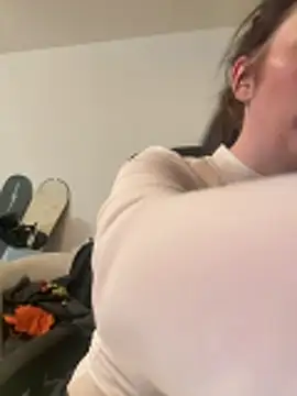 Snapshot of Maddie666 chatting on 03-02-26, 04:14 Maddie666 online show from 03-02-26, 04:14