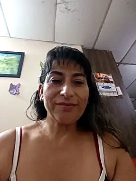 Lucia Rios online show from 04-16-26, 12:00