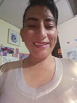 Lucia Rios online show from 05-22-26, 11:43