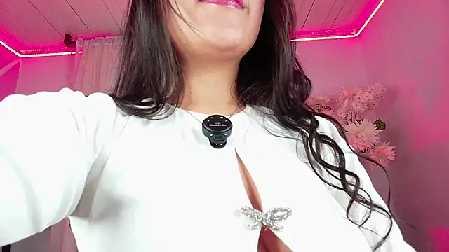 Andrejoness online show from 04-18-26, 05:44