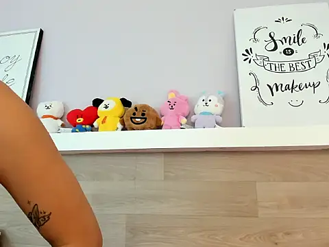 Snapshot of EmmaSanchez_ chatting on 04-05-26, 08:06 EmmaSanchez online show from 04-05-26, 08:06