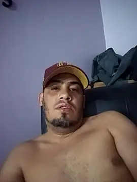 Snapshot of Chuoo069 chatting on 02-28-26, 02:12 Chuoo069 online show from 02-28-26, 02:12