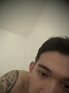 Snapshot of Sacro_sex chatting on 03-03-26, 07:42 Sacro sex online show from 03-03-26, 07:42