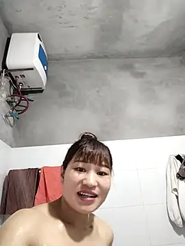 Lilinn  online show from 04-10-26, 12:21