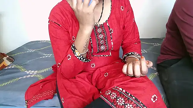 Snapshot of Miss_Sanika chatting on 07-16-26, 06:41 Miss Sanika online show from 07-16-26, 06:41