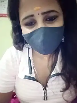 Snapshot of Tamil_Rani- chatting on 05-14-26, 05:53 Tamil Rani- online show from 05-14-26, 05:53
