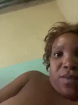 friendlybitch22 online show from 04-16-26, 04:46