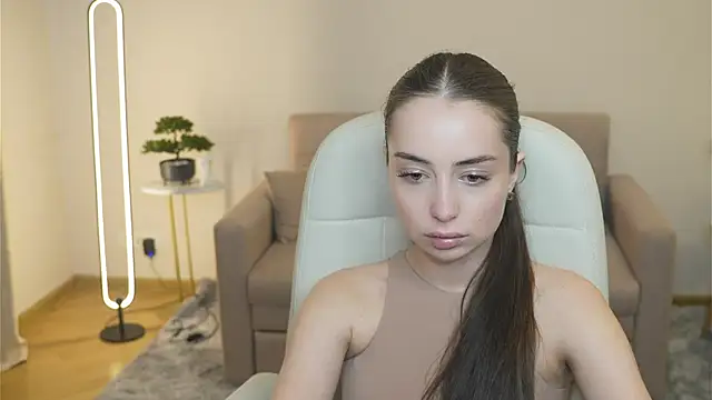 Snapshot of TashiaBegen chatting on 03-03-26, 09:48 TashiaBegen online show from 03-03-26, 09:48