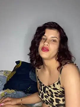 Snapshot of MommySexxy23 chatting on 05-10-26, 07:08 MommySexxy23 online show from 05-10-26, 07:08