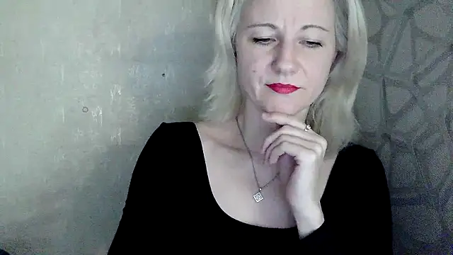 Snapshot of Katerina-Kissa chatting on 04-18-26, 07:58 Katerina-Kissa online show from 04-18-26, 07:58