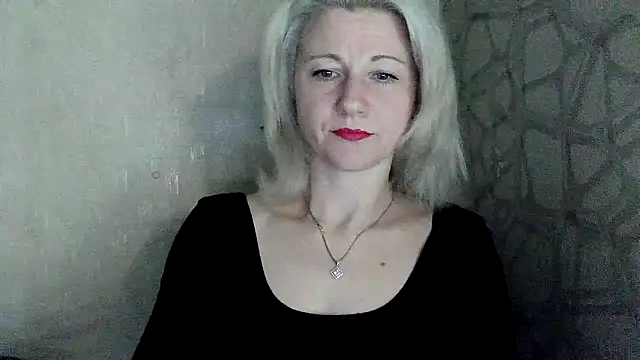 Snapshot of Katerina-Kissa chatting on 05-06-26, 06:02 Katerina-Kissa online show from 05-06-26, 06:02