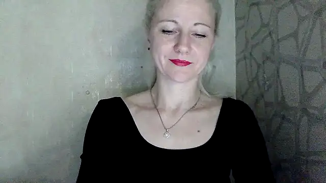 Snapshot of Katerina-Kissa chatting on 05-07-26, 06:46 Katerina-Kissa online show from 05-07-26, 06:46