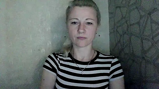 Snapshot of Katerina-Kissa chatting on 05-09-26, 06:24 Katerina-Kissa online show from 05-09-26, 06:24