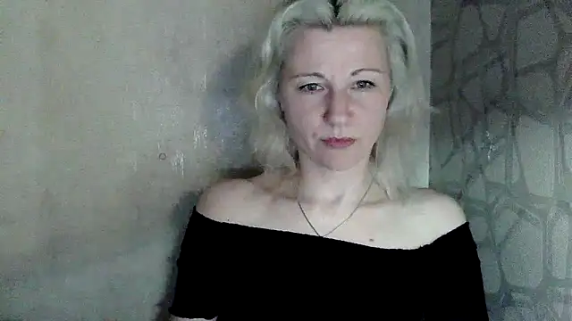 Snapshot of Katerina-Kissa chatting on 05-14-26, 06:37 Katerina-Kissa online show from 05-14-26, 06:37