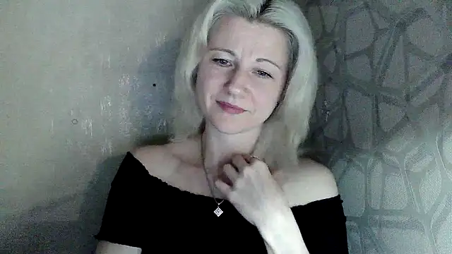 Snapshot of Katerina-Kissa chatting on 05-15-26, 06:37 Katerina-Kissa online show from 05-15-26, 06:37