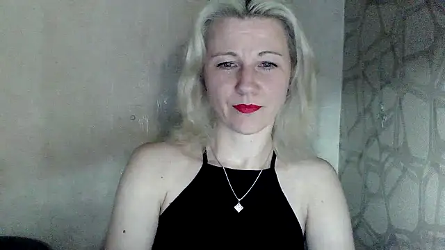 Snapshot of Katerina-Kissa chatting on 05-16-26, 06:28 Katerina-Kissa online show from 05-16-26, 06:28