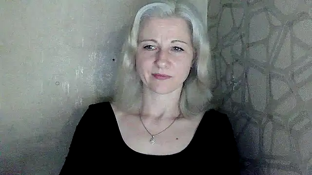 Snapshot of Katerina-Kissa chatting on 05-17-26, 06:48 Katerina-Kissa online show from 05-17-26, 06:48