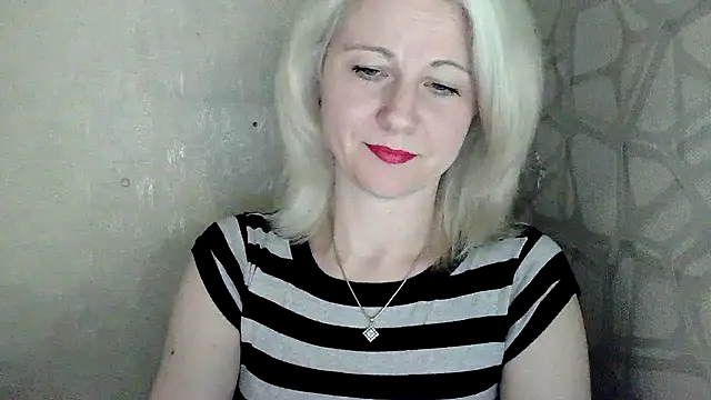 Snapshot of Katerina-Kissa chatting on 05-28-26, 06:49 Katerina-Kissa online show from 05-28-26, 06:49