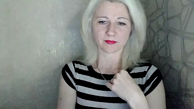 Snapshot of Katerina-Kissa chatting on 05-29-26, 06:50 Katerina-Kissa online show from 05-29-26, 06:50