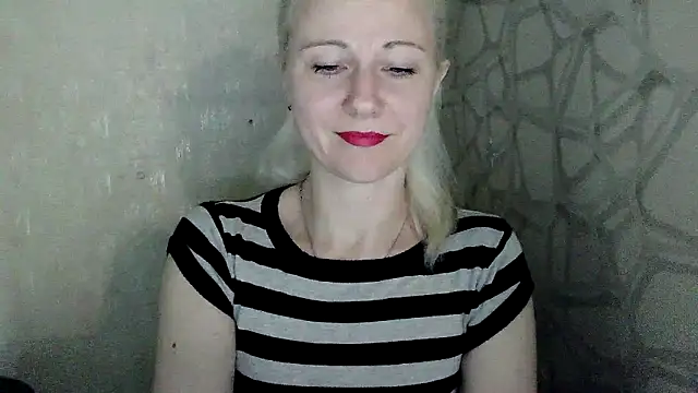 Snapshot of Katerina-Kissa chatting on 05-30-26, 06:49 Katerina-Kissa online show from 05-30-26, 06:49
