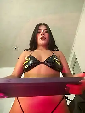 Snapshot of CaticaSquiiirt chatting on 03-02-26, 10:05 CaticaSquiiirt online show from 03-02-26, 10:05