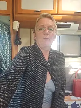 lescoquinsdu40 online show from 03-22-26, 01:47