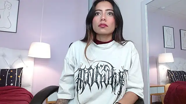 Cataleyaa23 online show from 05-25-26, 07:31