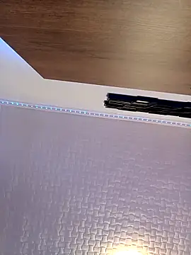 Hugo1993 online show from 03-06-26, 05:20