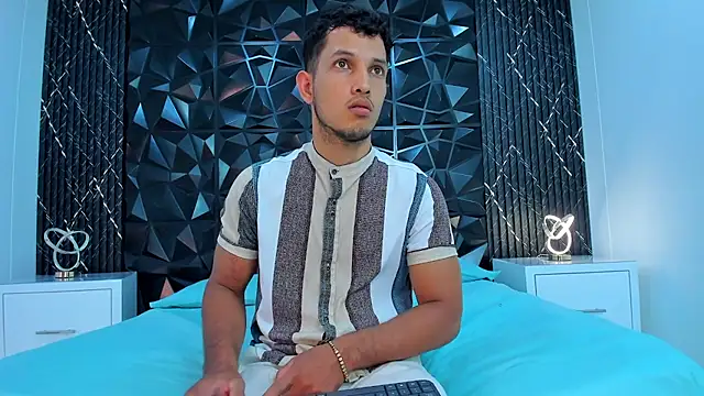 MaxiStanford online show from 03-16-26, 09:19