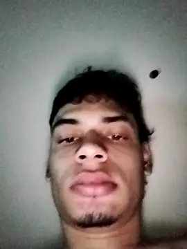 Snapshot of Sccarry chatting on 03-04-26, 01:11 Sccarry online show from 03-04-26, 01:11