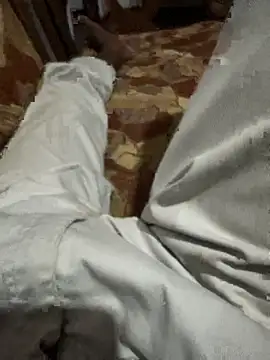 DimuthuBoy online show from 04-19-26, 02:49