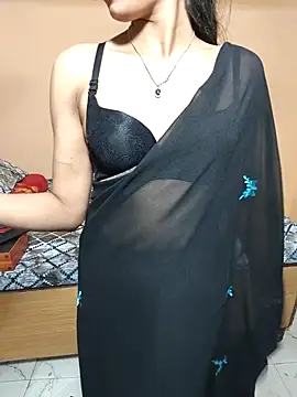 Glow Queen online show from 03-23-26, 06:01