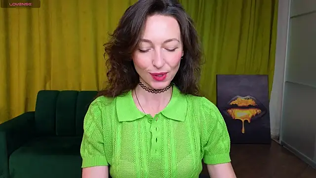 Snapshot of Kate_Millersi chatting on 07-30-26, 11:42 Kate Millersi online show from 07-30-26, 11:42