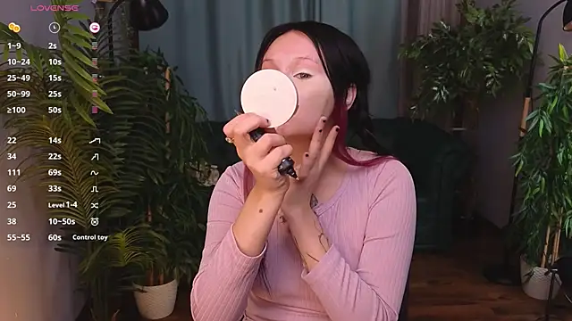 kittenlolla online show from 03-26-26, 01:06