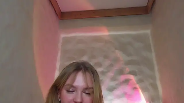Snapshot of cyberl0ve_ chatting on 03-21-26, 04:21 cyberl0ve online show from 03-21-26, 04:21