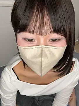 Snapshot of mio-mio-ch chatting on 03-27-26, 04:07 mio-mio-ch online show from 03-27-26, 04:07