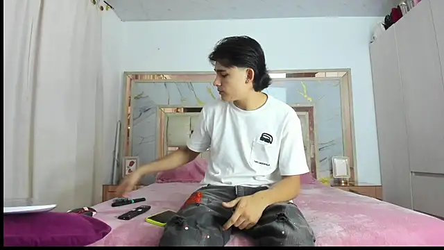 monky 0002 online show from 03-15-26, 11:33