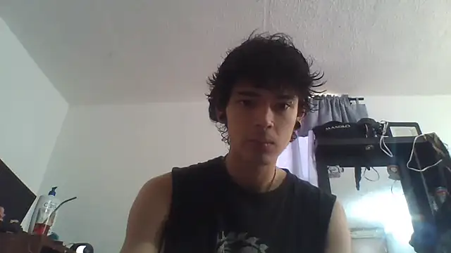 Snapshot of Moonandzukko chatting on 08-09-26, 07:30 Moonandzukko online show from 08-09-26, 07:30