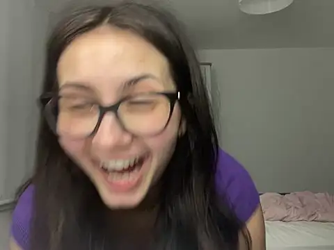 Ellamay06 online show from 04-15-26, 07:21