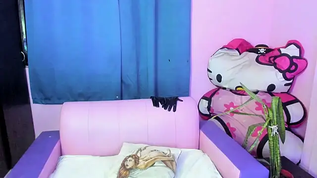doll katiuska online show from 06-25-26, 12:09