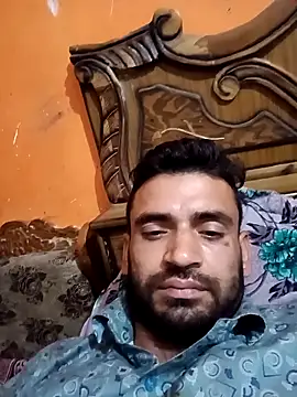 Snapshot of gauravsexy chatting on 05-02-26, 10:37 gauravsexy online show from 05-02-26, 10:37