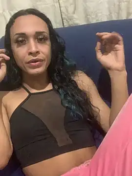 Snapshot of YasmimCarter chatting on 03-04-26, 01:44 YasmimCarter online show from 03-04-26, 01:44